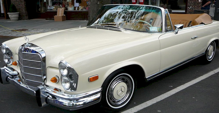 Classic cars, Mercedes Benz, Era of Vintage Automobiles Ageless Beauty with A Magnificent Body